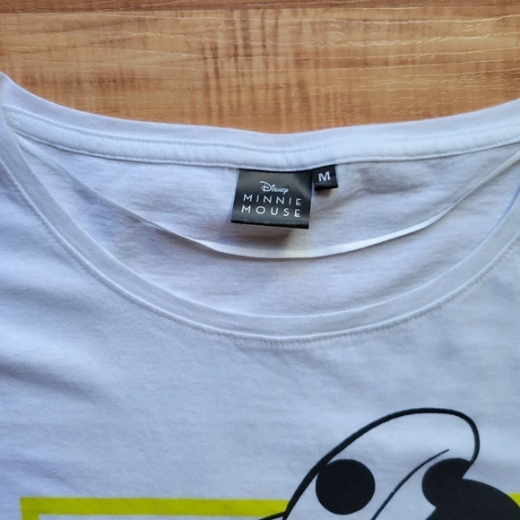 Disney Mini Mouse " Hey Girl " Cropped Sleeved Grahpic T-Shirts - Picture 2 of 9